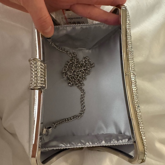 Kelly & Katie Radiant Silver Clutch - Picture 4 of 4